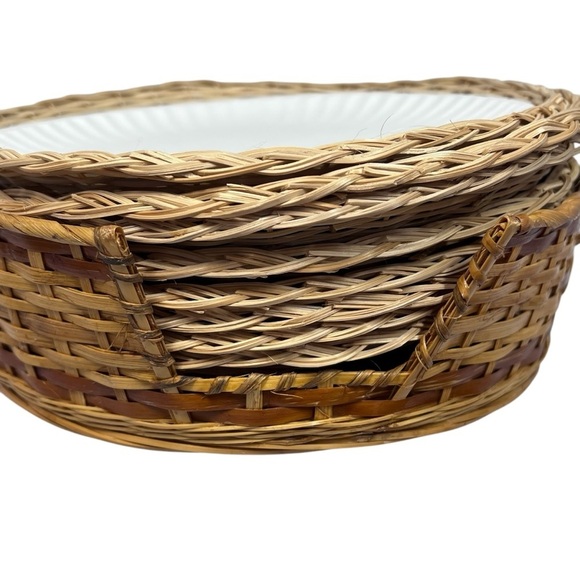 VTG INTERPUR Bamboo Wicker Plates and Basket Holders Four Sets of 8 - Picture 13 of 16